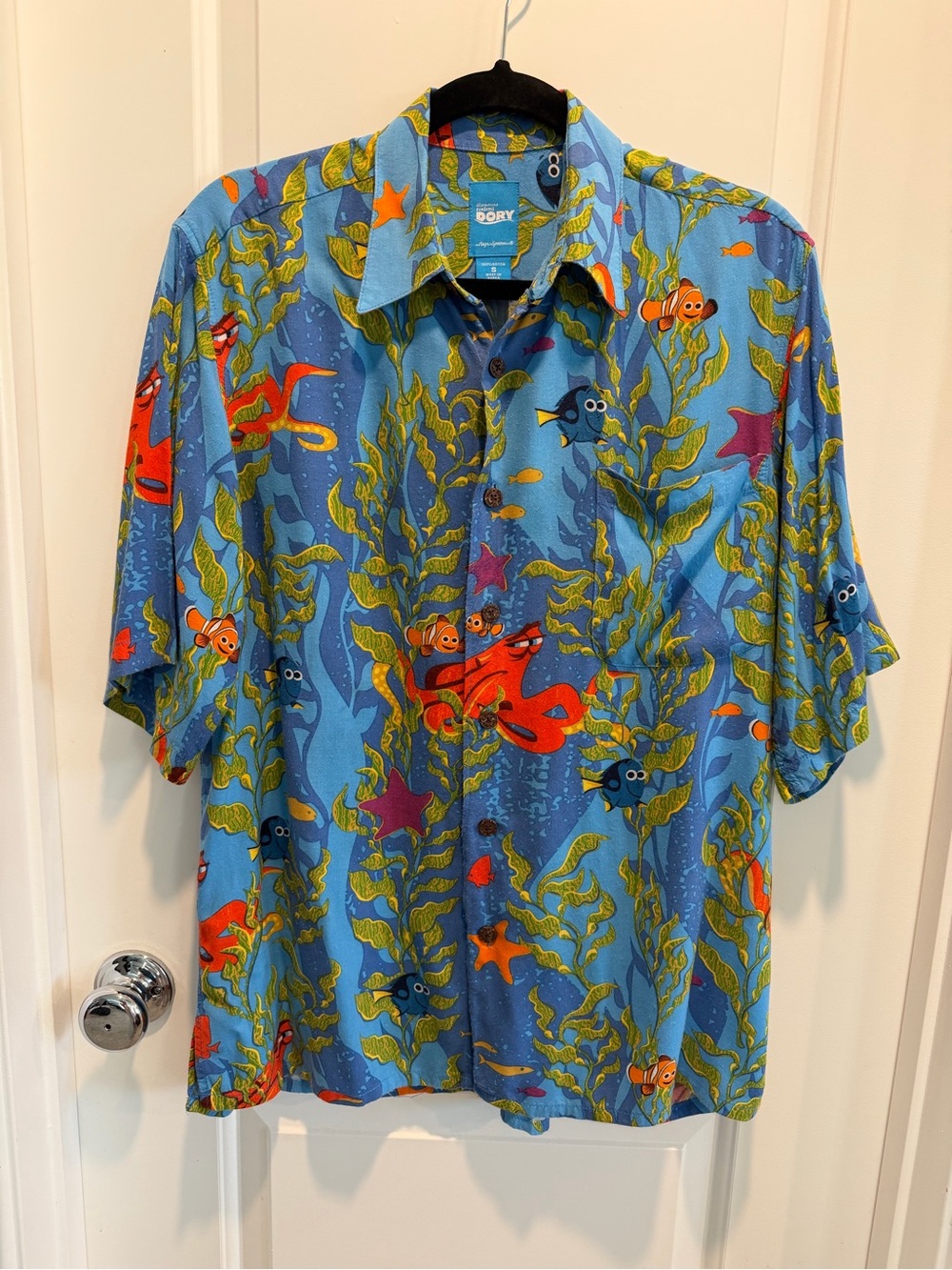 Reyn Spooner Disney Pixar "Finding Dory" Hawaiian Shirt